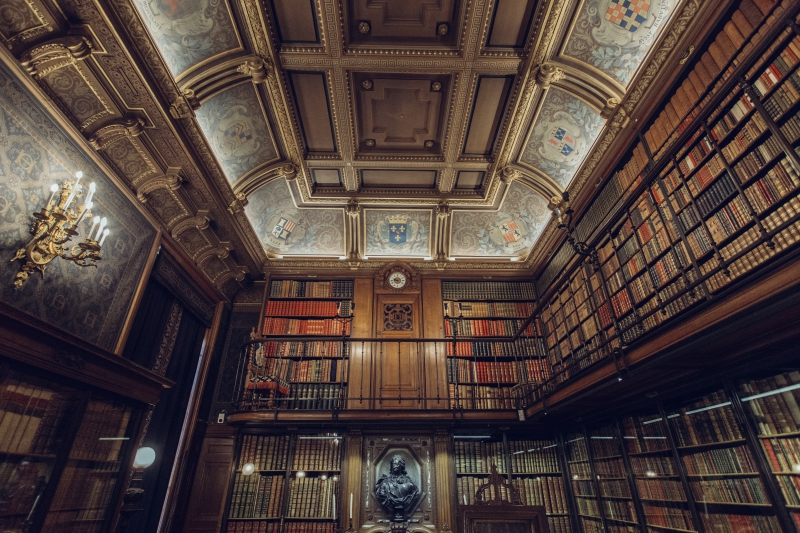 bibliotheque-CHATEAUDOUBLE-min_library-863148